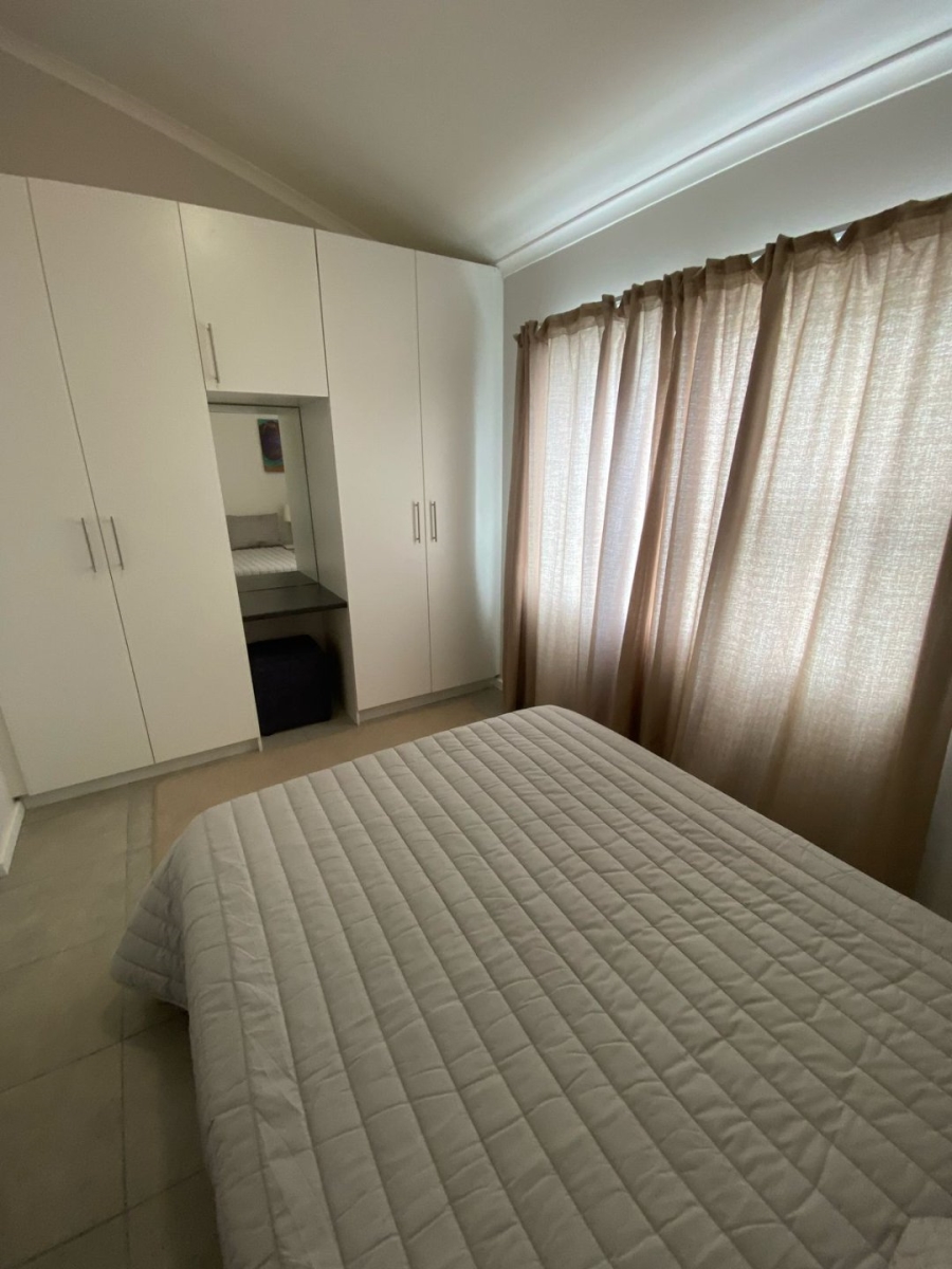 2 Bedroom Property for Sale in Stratford Green Western Cape